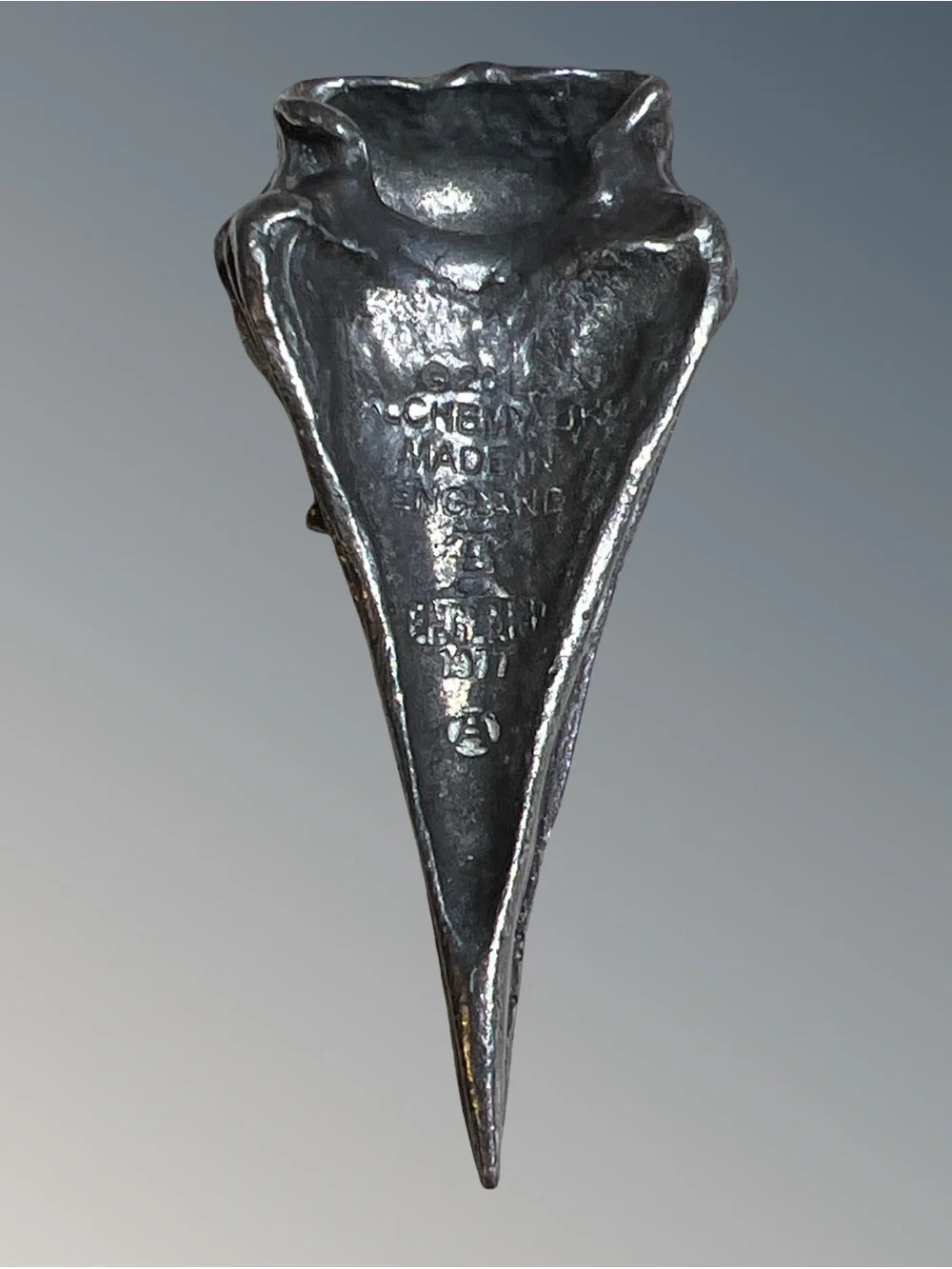 Helm Of Awe Ravenskull Alchemy Of England Charm/ Pendant